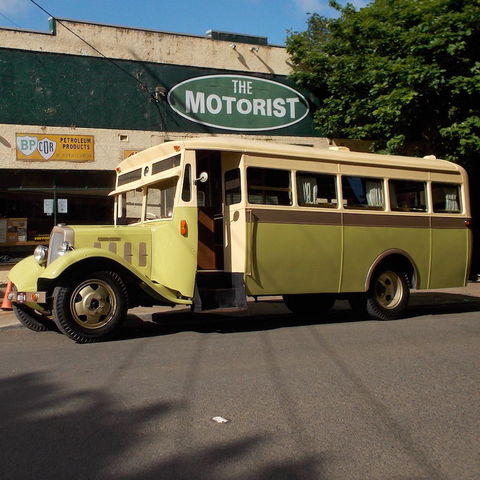Vintage Fun Hire Cars - Winery Find 3