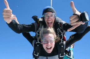 Skydive Temora - Winery Find 3