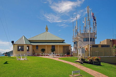 Nelson Head Heritage Lighthouse And Reserve - Winery Find 0
