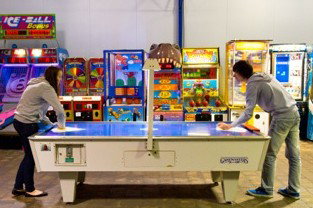 The Zone Family Entertainment Complex - Winery Find 7