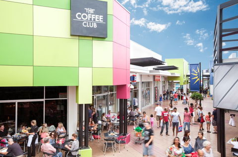 Harbour Town Adelaide - Winery Find 1