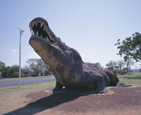 Crocodile Statue - Winery Find 0