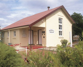 Moojebing WA Winery Find