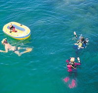 Port Noarlunga Beach and Jetty - Winery Find