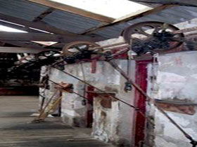 Mount Dutton Bay Woolshed Museum - Winery Find 0