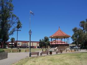 Gladstone Square - Winery Find 0