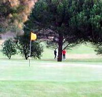 Meningie Lake Albert Golf Club - Winery Find