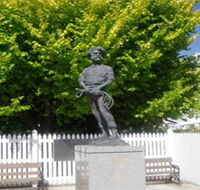 Alexander Cameron Statue - Winery Find