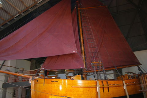 Bass & Flinders Centre - Winery Find 4