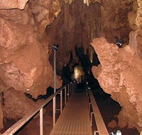 Cutta Cutta Caves Nature Park - Winery Find