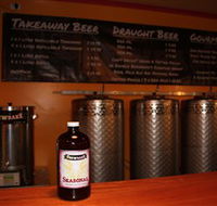 Brewbake at the Big Pineapple - Winery Find