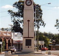 Goomeri War Memorial Clock - Winery Find