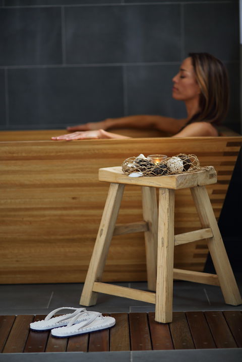 Stephanies Ocean Spa - Winery Find 0