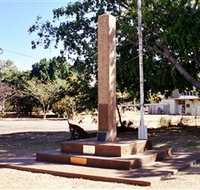 Mount Isa Memorial Cenotaph - Winery Find