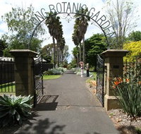 Friends of Geelong Botanic Gardens - Winery Find