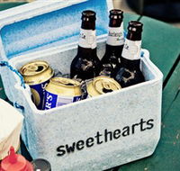 Sweetheart's Rooftop Barbecue - Winery Find