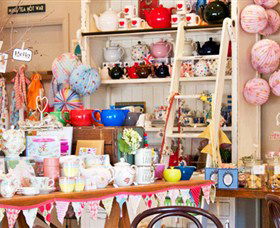 The Berry Tea Shop - Winery Find 0