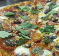 Mezzadellas Woodfired Pizza and Tapas - Winery Find
