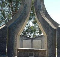 Inverell and District Bicentennial Memorial - Winery Find