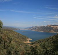 Burrinjuck Dam - Winery Find