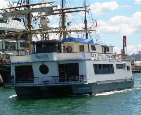 Rhythmboat Cruises - Winery Find 1