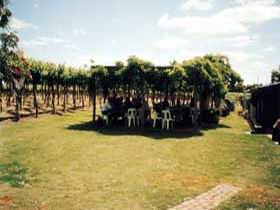 Bonneyview Winery And Restaurant - Winery Find 2