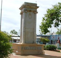 Charleville War Memorial - Winery Find