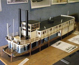 Wentworth Model Paddlesteamer Display - Winery Find 2