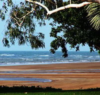 Beachfront Hotel - Winery Find
