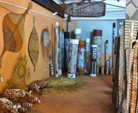 Maningrida Arts And Culture - Winery Find 0