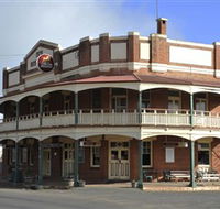 Royal Hotel Weethalle - Winery Find