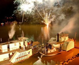 Port Of Echuca Discovery Centre - Winery Find 4