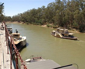 Port Of Echuca Discovery Centre - Winery Find 5