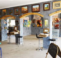 Splatter Gallery and Art Studio - Winery Find