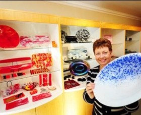 Exclusive Hot Glass Gallery - Winery Find 0