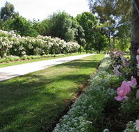 Barooga Botanical Gardens - Winery Find