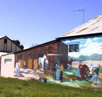 Mendooran Mural Town - Winery Find