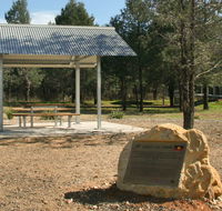 Terry Hie Hie picnic area - Winery Find