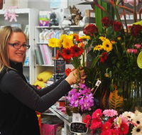 Blooms on Bridge - Winery Find