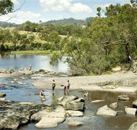 Polly McQuinns - Winery Find