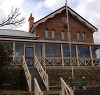 Historic Buildings Walking Tour - Winery Find