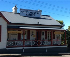 Rick Rutherfords Country Gallery - Winery Find 0
