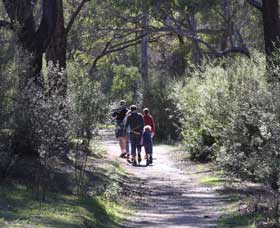 Syd's Rapids And Aboriginal Heritage Trail, Avon Valley - Winery Find 0