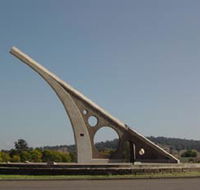 Singleton Sundial - Winery Find