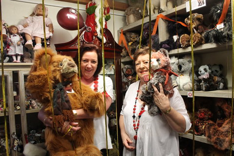 Campbells Store Craft Centre - Winery Find 10