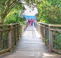 Skywalk lookout - Winery Find