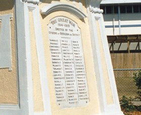 Beenleigh War Memorial - Winery Find 2