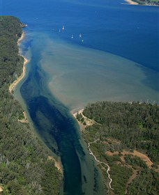 Kayaking Batemans Bay - Winery Find 2