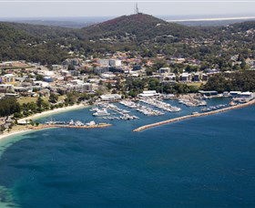DAlbora Marinas Nelson Bay - Winery Find 0