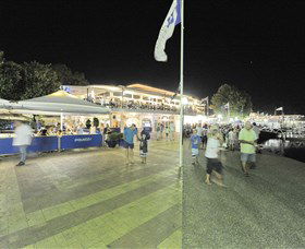 DAlbora Marinas Nelson Bay - Winery Find 5